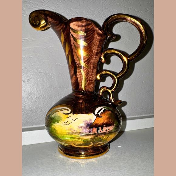 Vintage Wade Brambleware Pitcher – Hand Painted English Cottage Scene, Gold Trim - Picture 9 of 9